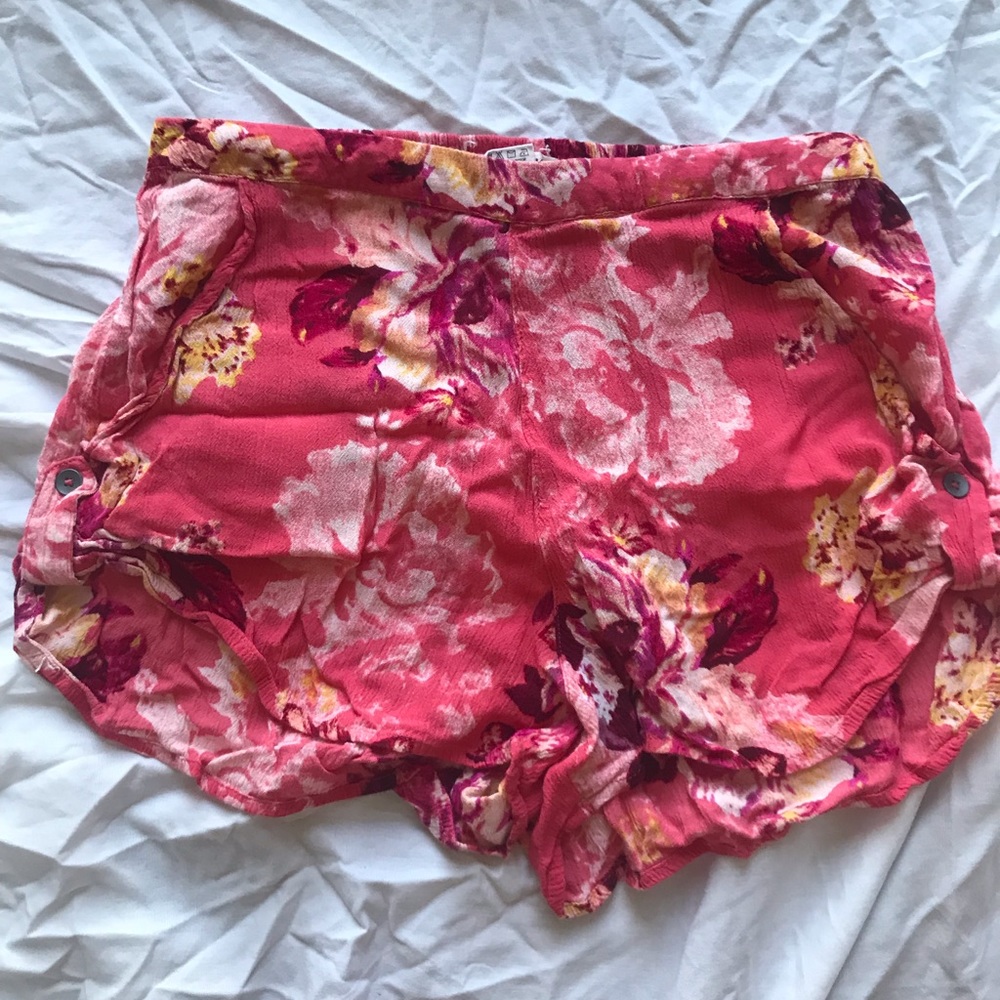 BILLABONG FLOWY SHORTS